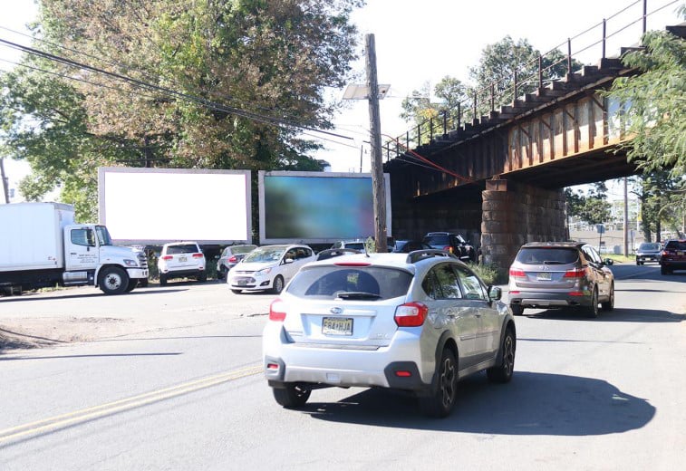 Location photo for W 1st Ave near Westfield Ave at Jerome St. (Roselle)