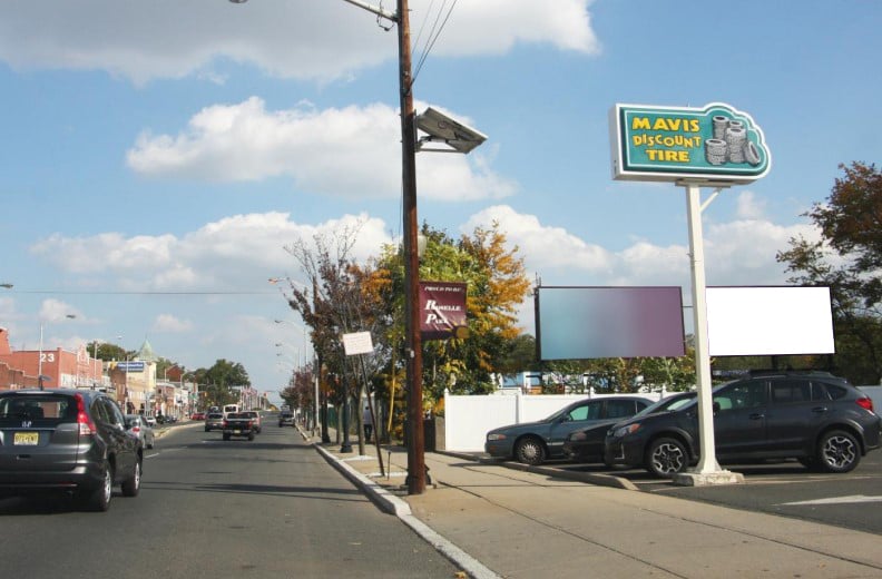 Location photo for Westfield Ave W near Westfield Ave at Locust St (Roselle Park)