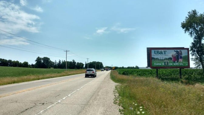 CR MM 0.46 mi S/O US 14 WS Media