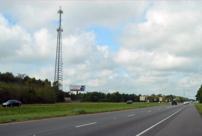 Location photo for Woodland Dr (Laplace)