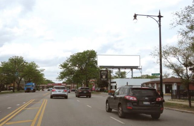 Location photo for W Peterson Ave near Peterson & Pulaski, Sauganash (Chicago)