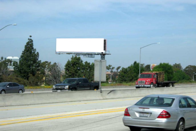 Orange Fwy W/L S/O Chapman%%% (NO EXT) F/S Media