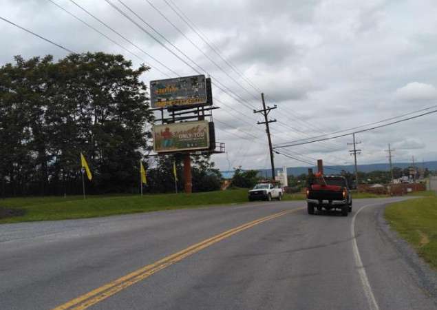 Old Charlestown Rd 800' from Grapevine Rd Martinsburg, Upper Media