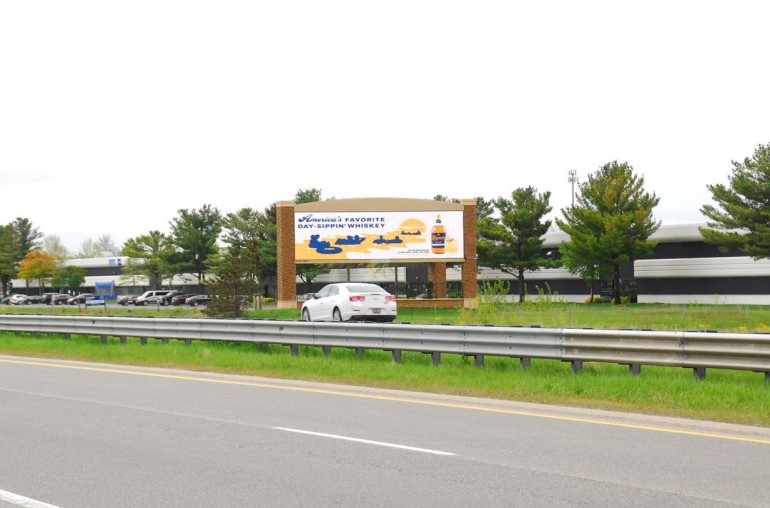 Location photo for Capstan Dr near Harvey & Eastwind (Norton Shores)