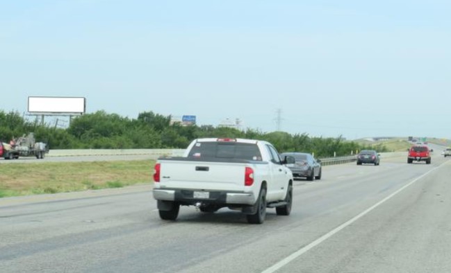 Location photo for Hwy 287 WS 0.3mi N/O FM 661 F/S - 1