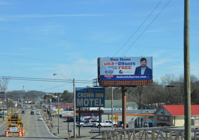 Location photo for S Lee Hwy near Bear Stadium (Cleveland)