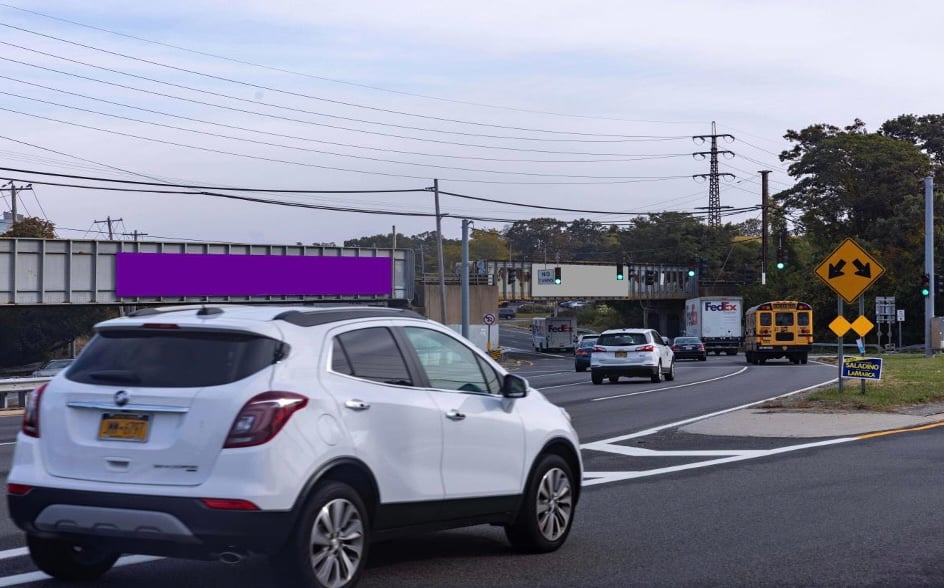 W. Amityville / Sunrise@Carmans Rd. (Sunrise Mall) F/W Media