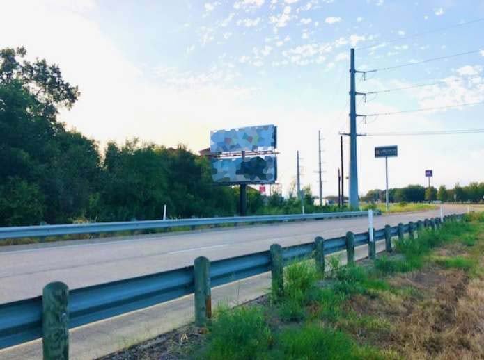 IH 45; 2000 E State Hwy 31; MM231-232; .175 mi N/O Hwy. Media