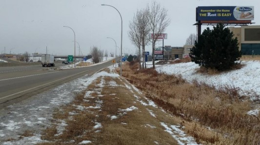 HWY 52 0.3 mi N/O 41ST ST. WS F/N Media