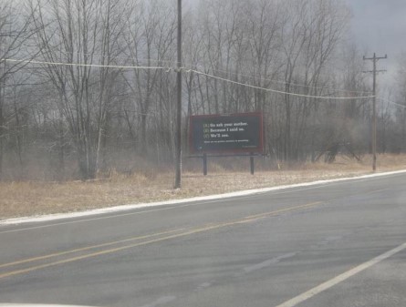 Grand River Ave E 0.3 mi W/O Wallace Rd NS Media