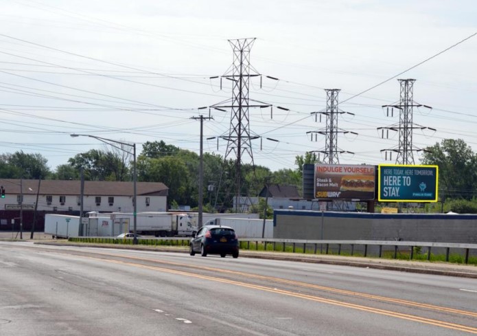 N FALLS BLVD & 56TH ST #2 F/N HIGH SIGN Media