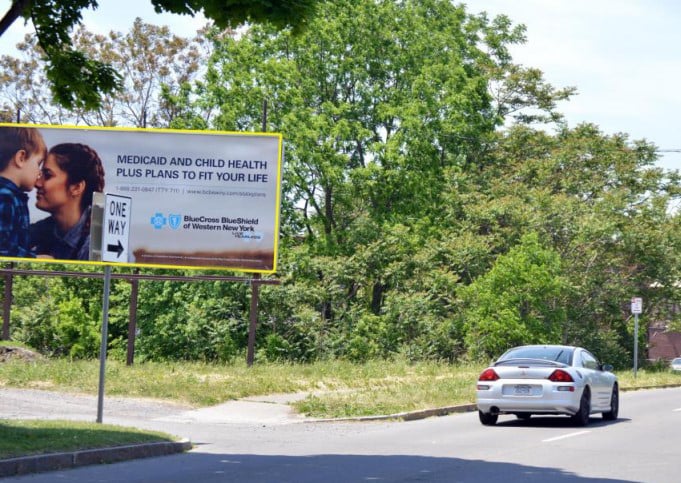 Location photo for Walnut Ave near Niagara Falls Memorial Medical Center - Schoellkopf Health Center (Niagara Falls)