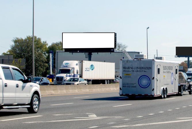 Location photo for Calhoun Ave near Elm Hill Pike & Fesslers Ln WB, South Nashville (Nashville)