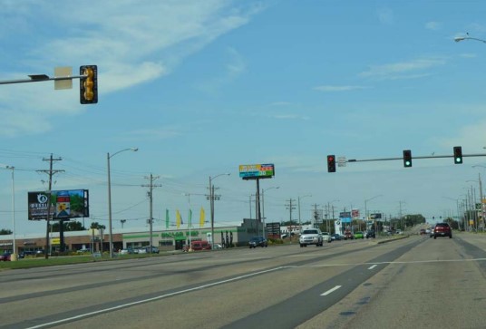 Veterans Pkwy 1700 ft W/O Morrissey DrSS Media