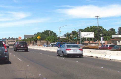 Location photo for E Bayshore Rd (East Palo Alto)