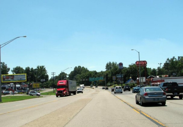 E/S HWY 41 1000' N/O HWY 60E F/N Media