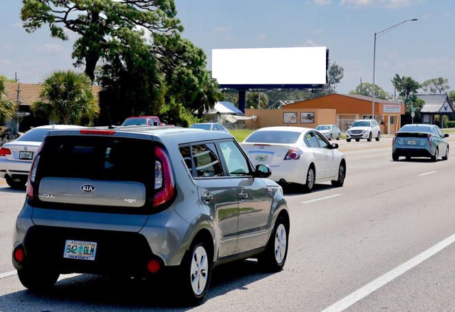 Us-41 .80 mi N/O General Spaatz Blvd E/S F/N Media