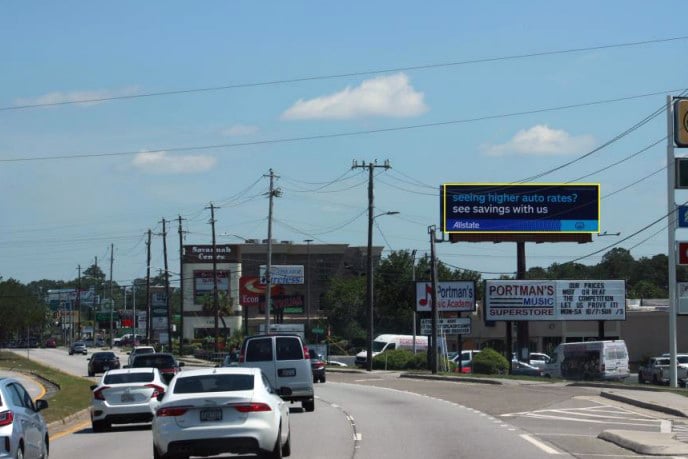 Location photo for Abercorn St near Abercorn & Echols NB, Avalon/Oglethorpe Mall Area (Savannah)