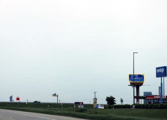 Location photo for I-35W near Chadwick Commons (Northlake)