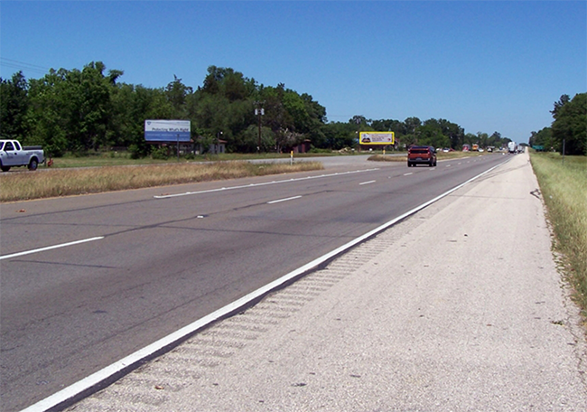 W/S US 59 S 6MI S/O LOOP 287 F/S Media