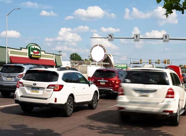 E/S Rt. 309 @ Rt. 313 F/N F/N Media