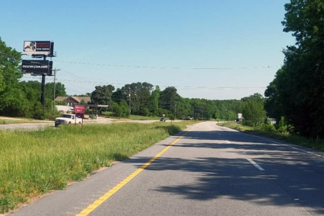 Hwy 25 0.13 mi S/O Riley Rd N WS, S/F, Bottom Media