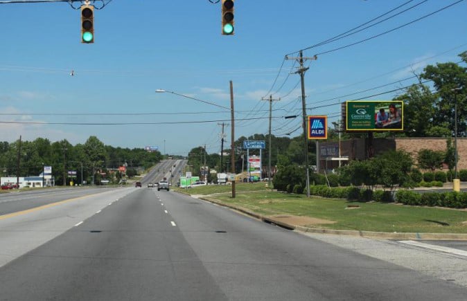 HWY 29 (WADE HAMPTON BLVD) 200 ft S/O WATSON RD ES Media