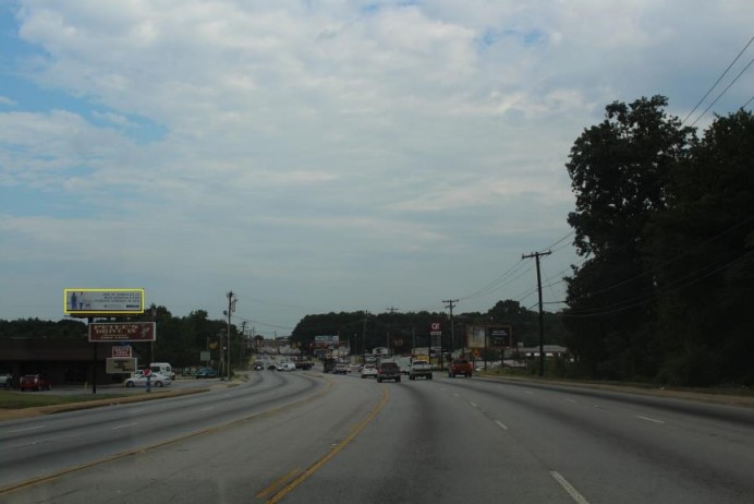 HWY 25 (WHITE HORSE RD) 250 ft S/O PIEDMONT HWY WS Media