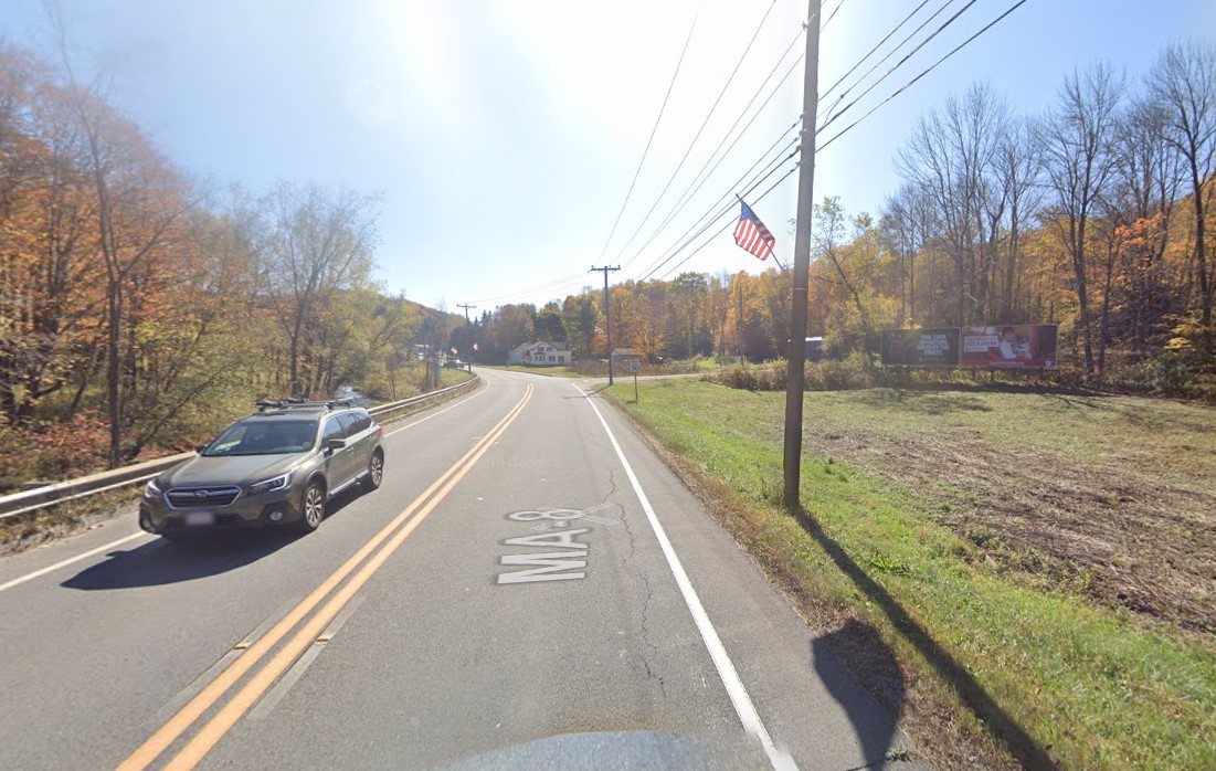 Dalton-Hinsdale Rute 8 Media