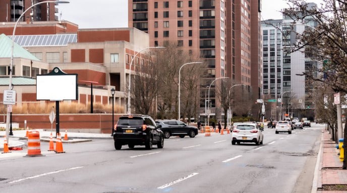 Location photo for Main St @ Bank St (EB) (White Plains)