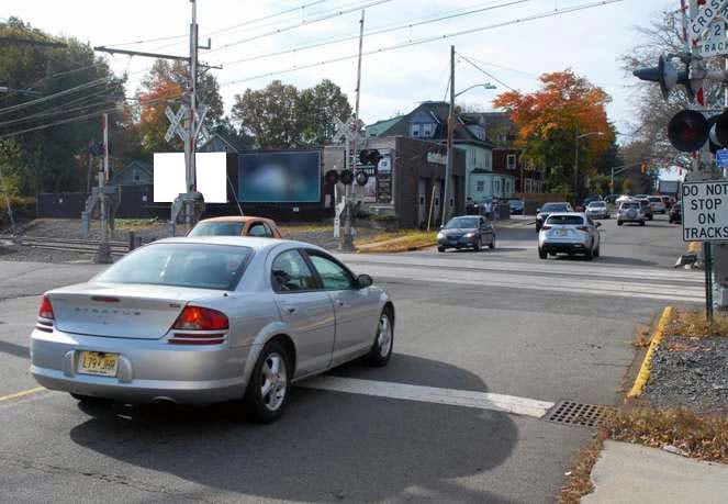 E/S 101 Grove St S/O Walnut St @RR Montclair F/N Media