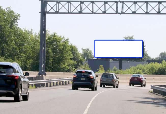 Rt 33 2 mi E/O Rt 9 F/W Media