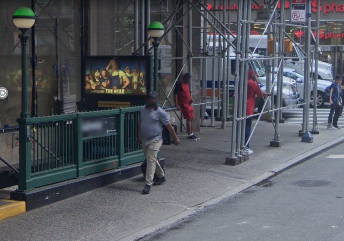 Location photo for W 40th St near Madame Tussauds New York, Manhattan (New York)