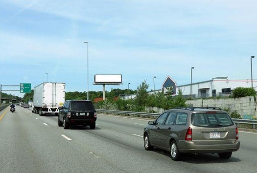 Location photo for Lincoln St near Target Lincoln Plaza, Booth Apartments Area (Worcester)