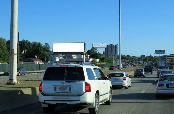 Location photo for Crescent St near Gateway Park at Worcester Polytechnic Institute, Indian Lake East (Worcester)