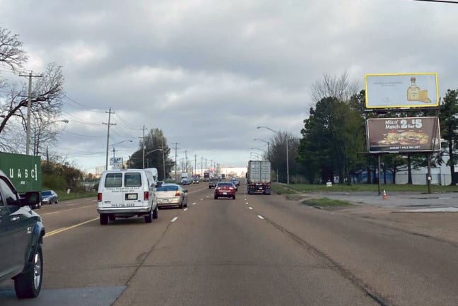 3856 LAMAR NS 400FT N/O GETWELL F/E- TOP Media