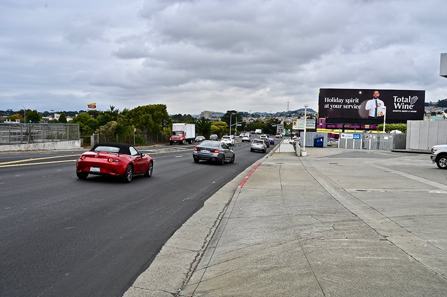 Junipero Serra 150 ft N/O San Pedro E/S F/S Media