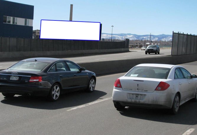 Location photo for Auraria Pkwy Ss 300.00 ft E/O I-25 F/E
