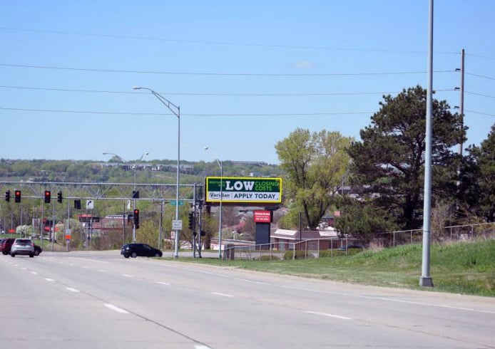 NW CORNER of 108TH & MAPLE - FE Media