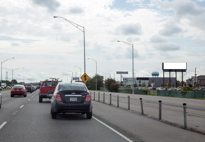 Location photo for Tennessee Ave near Veterans @ Roosevelt/Massachusetts (Kenner)
