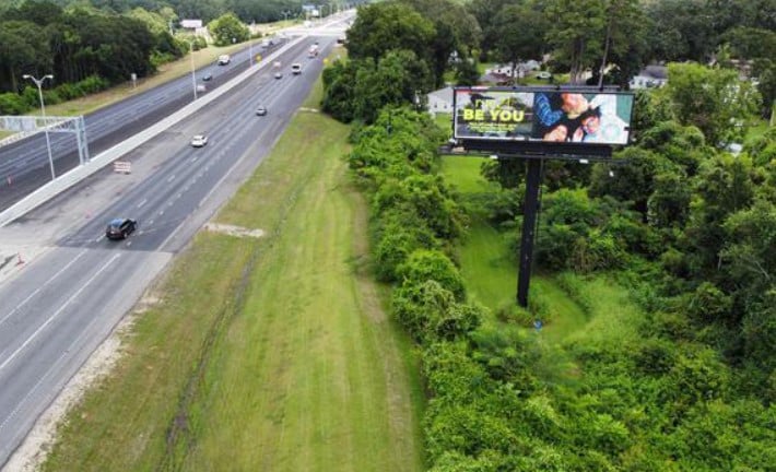 S I-10 2/10 mi E of I-49, E/F Media