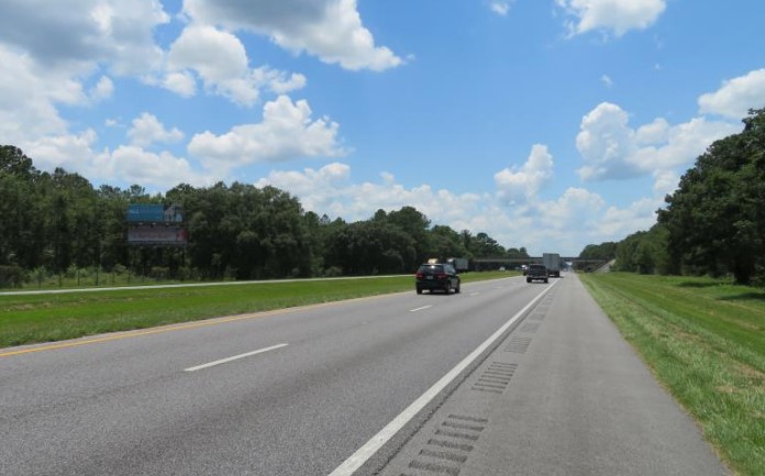 I-10 1.9 mi W/O EXIT 258 SS F/E - Bottom Panel Media