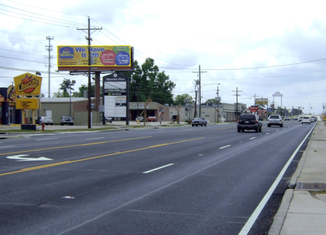 E/S HWY 171 N/O BLACKWELL STREET Media