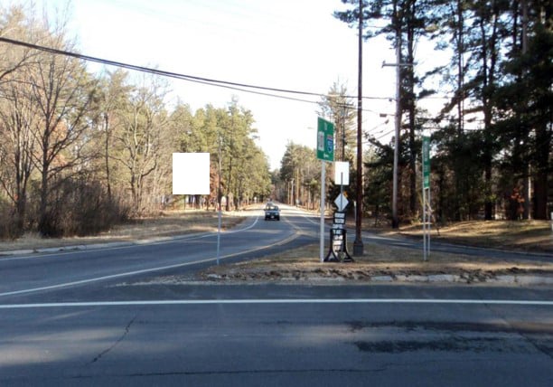 Location photo for Londonderry Turnpike near Youngsville Baseball Complex (Manchester)