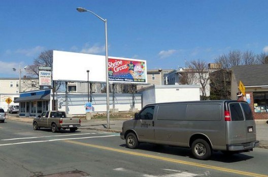 Location photo for Cabot St near Garden City Apartments (Beverly)