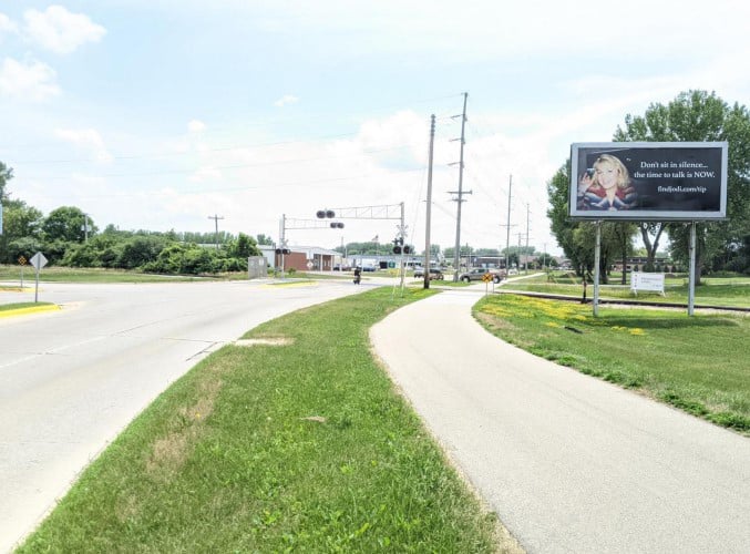 Location photo for S Monroe Ave near North Iowa Vocational Center (Mason City)