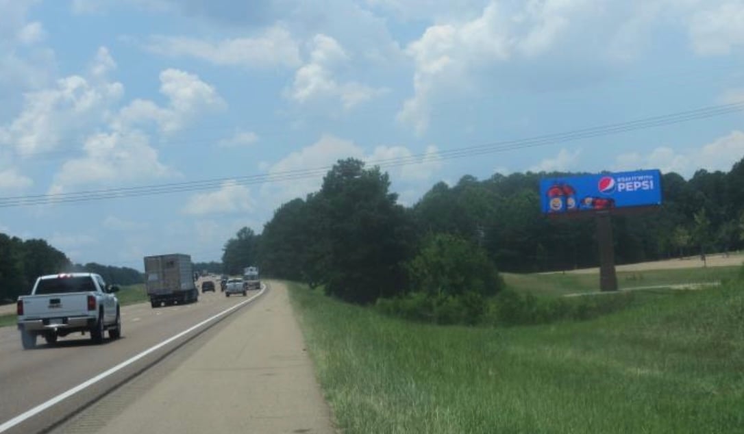 Location photo for Country Pl Pkwy near Hinds Community college (Pearl)