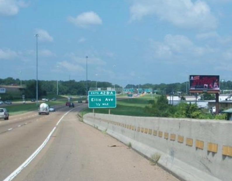 I-20W .3 MI E/O ELLIS AVE. N/S F/E Media