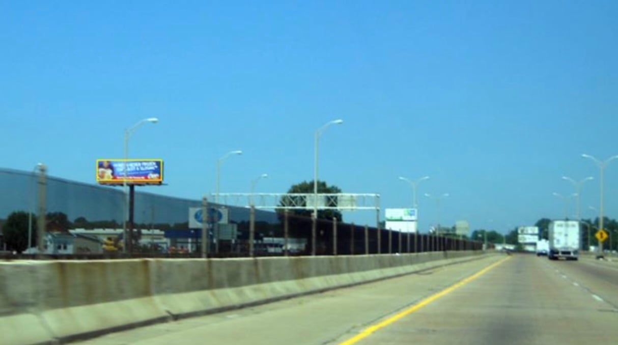 S/S W/S I-20 500' W/0 STELLA ST. Media