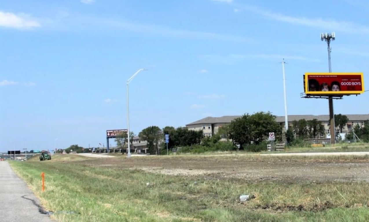 Location photo for Westcliff Rd (Grand Prairie)